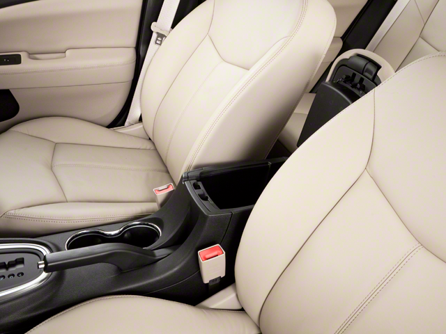 2013 Chrysler 200 4dr Sdn Limited