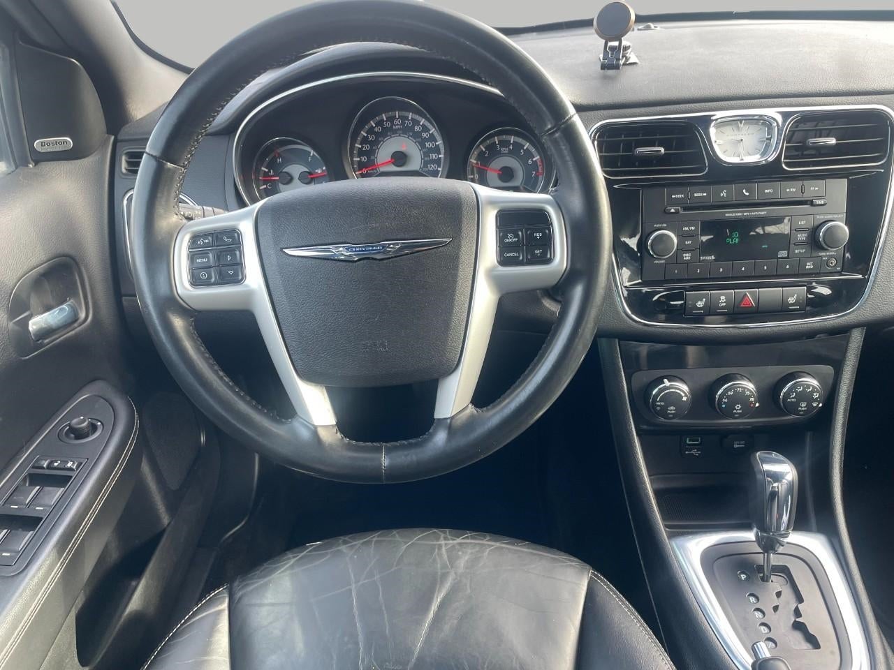 2013 Chrysler 200 4dr Sdn Limited