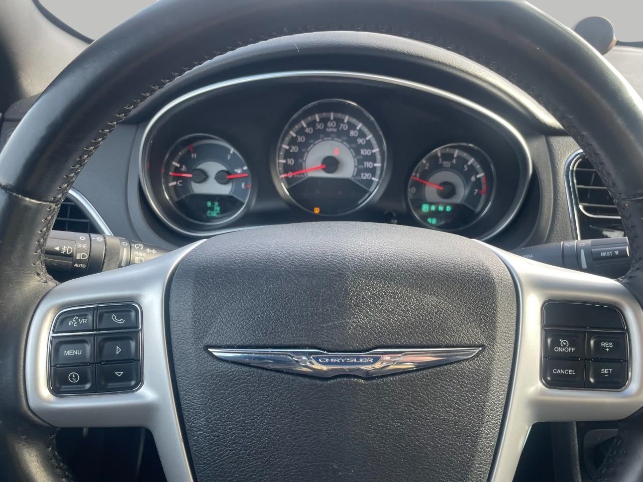 2013 Chrysler 200 4dr Sdn Limited