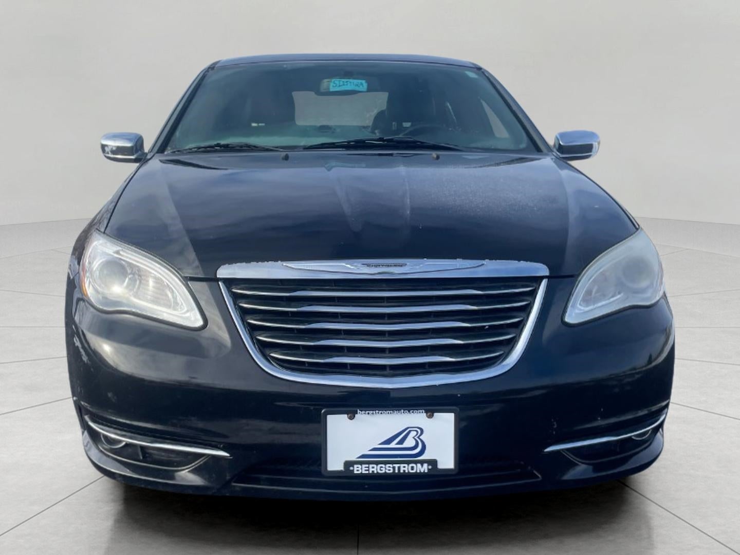 Used 2013 Chrysler 200 Limited with VIN 1C3CCBCGXDN507297 for sale in Oshkosh, WI