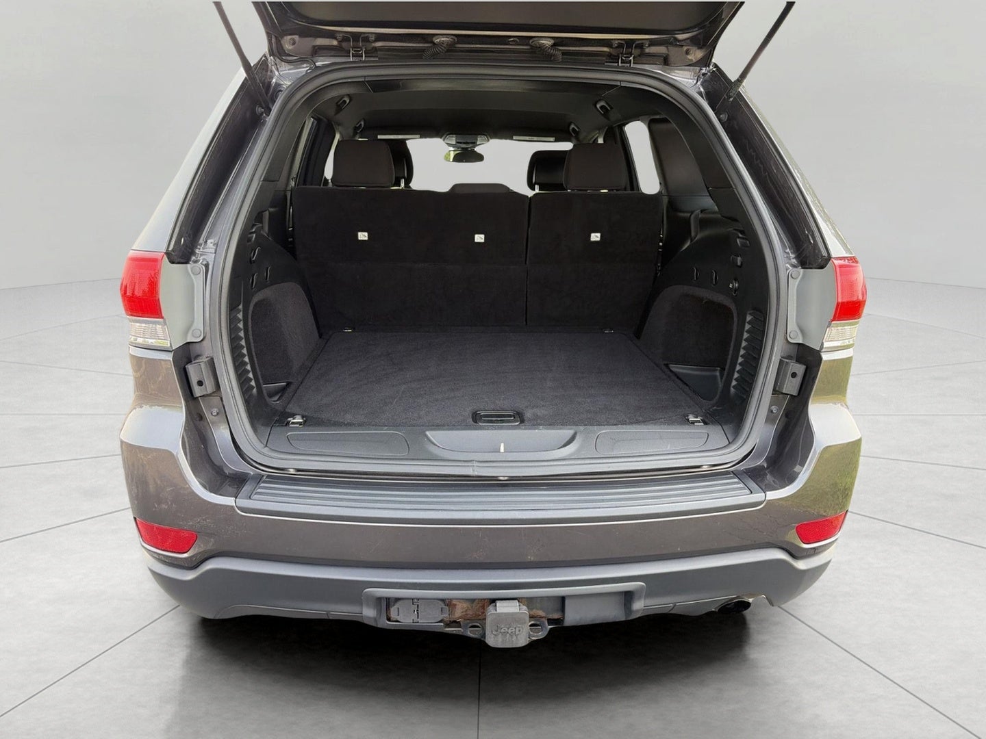 2014 Jeep Grand Cherokee 4WD 4dr Laredo