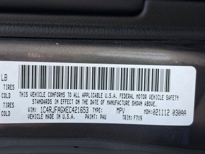 2014 Jeep Grand Cherokee 4WD 4dr Laredo