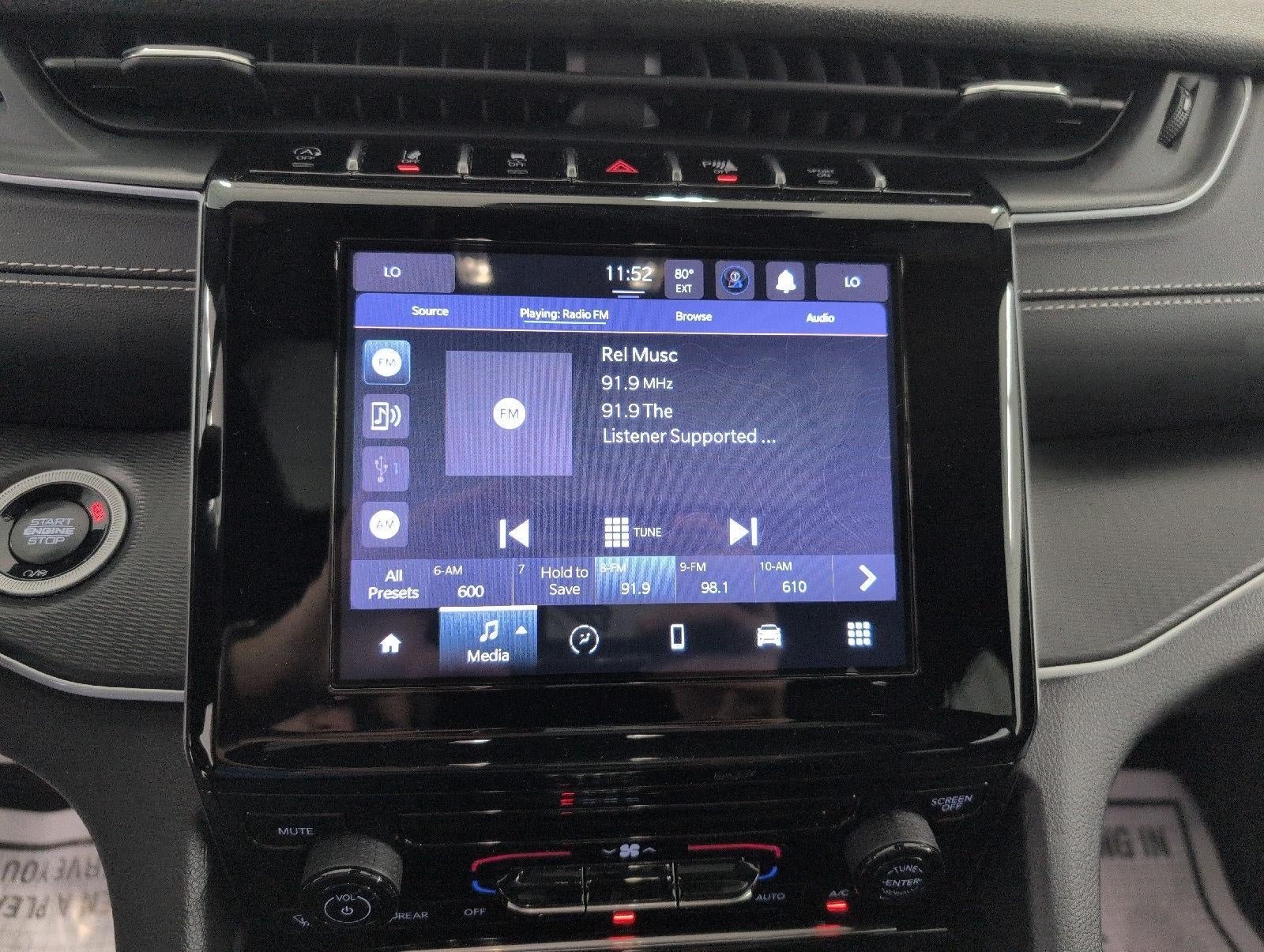 2025 Jeep Grand Cherokee Laredo X 4x4
