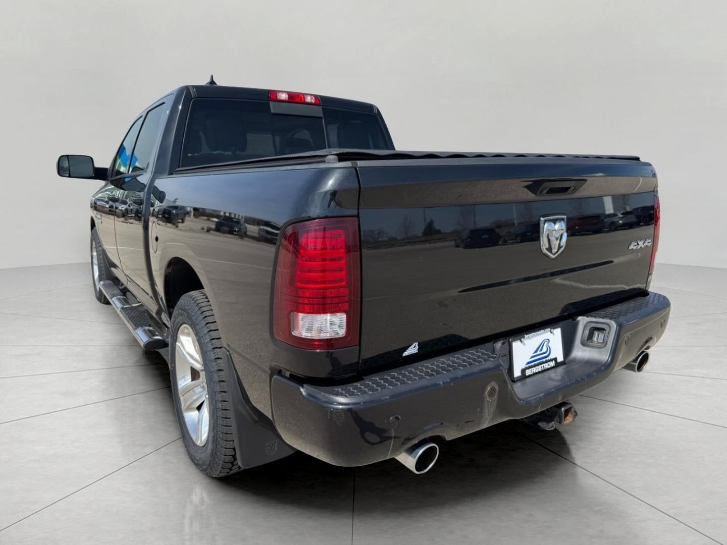 2018 RAM 1500 Sport 4x4 Crew Cab 5'7 Box