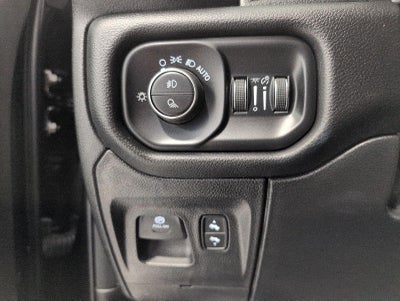 2025 RAM 1500 Big Horn 4x4 Quad Cab 6'4 Box
