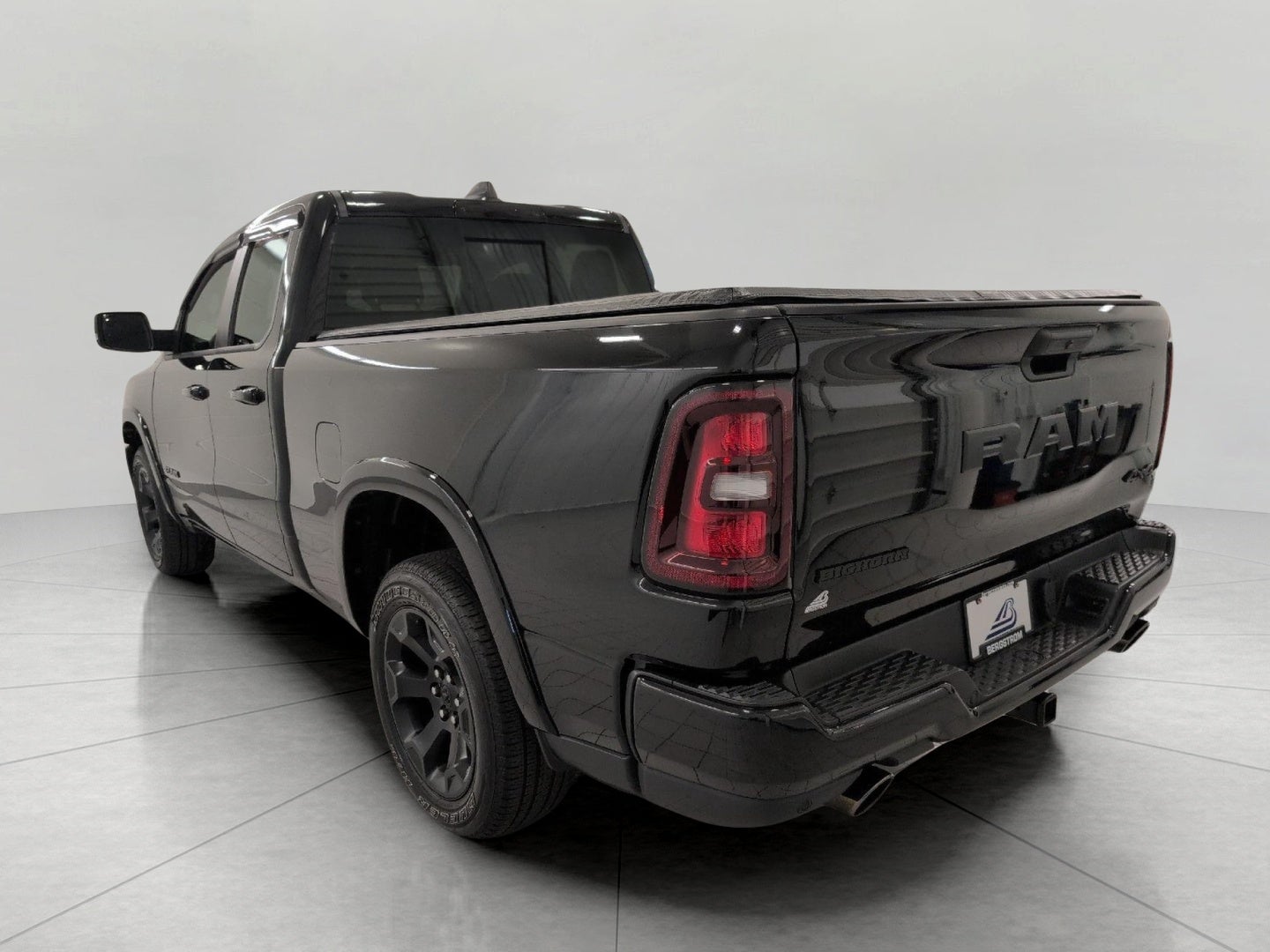2025 RAM 1500 Big Horn 4x4 Quad Cab 6'4 Box