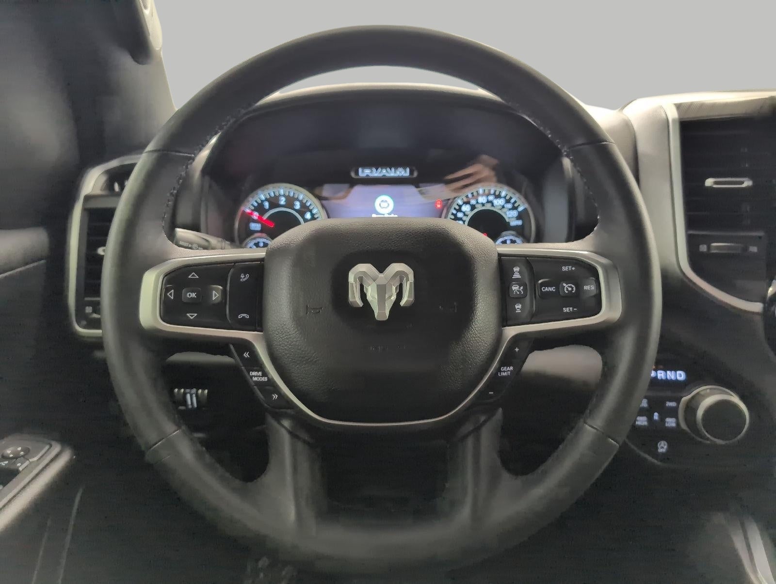 2025 RAM 1500 Big Horn 4x4 Quad Cab 6'4 Box