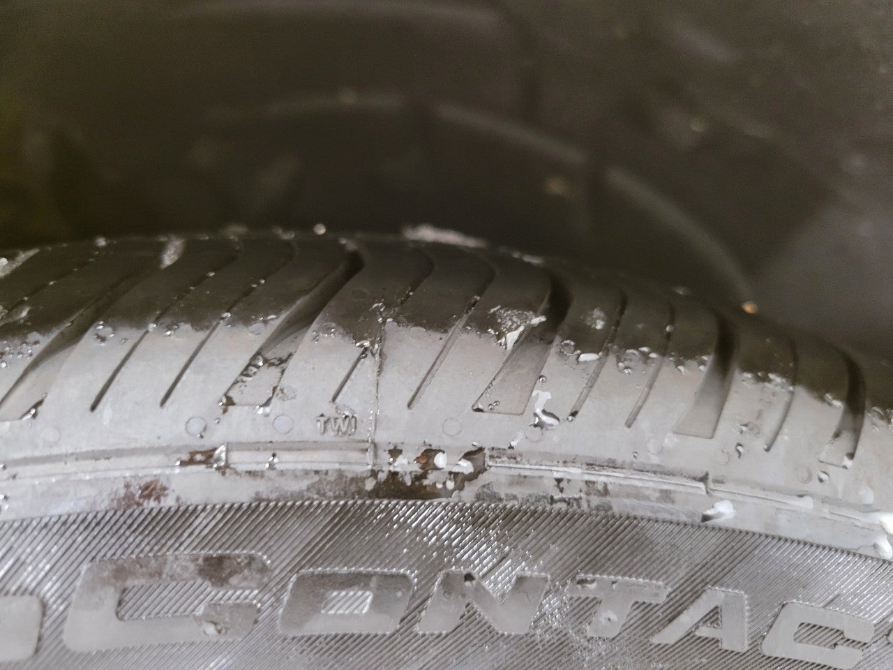 2024 Ford MUSTANG COUPE