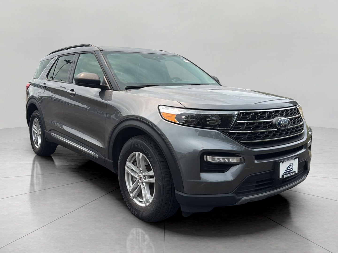 2024 Ford Explorer XLT 4WD