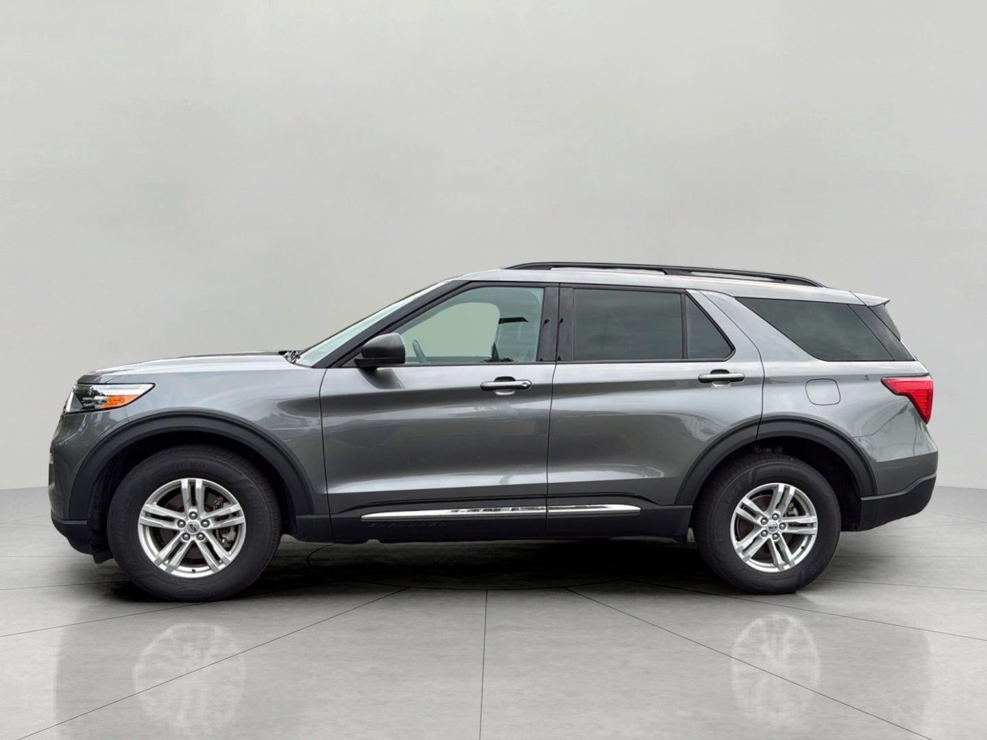 2024 Ford Explorer XLT 4WD