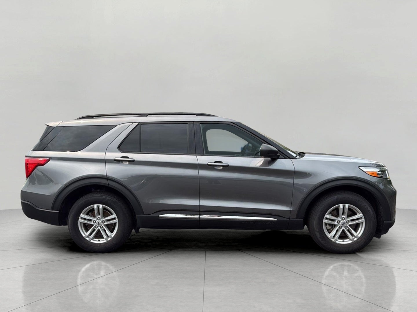 2024 Ford Explorer XLT 4WD