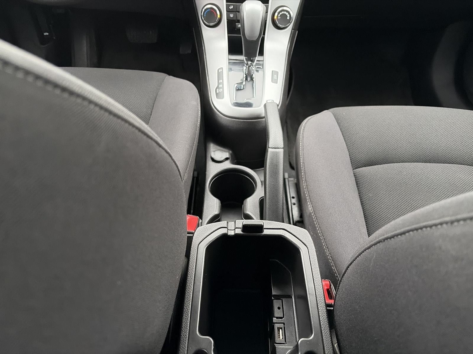 2016 Chevrolet Cruze Limited 4dr Sdn Auto LT w/1LT