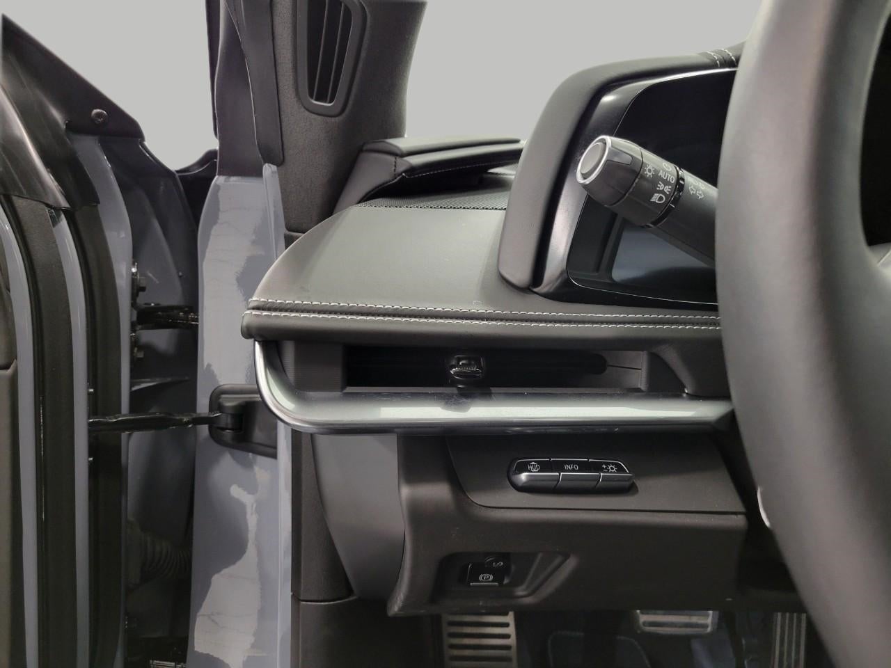 2024 Chevrolet Corvette 2dr Stingray Conv w/3LT