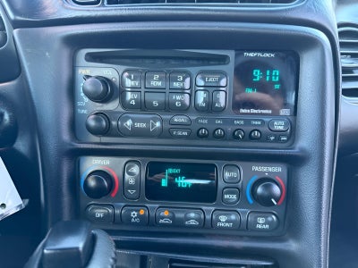 2004 Chevrolet Corvette 2dr Cpe