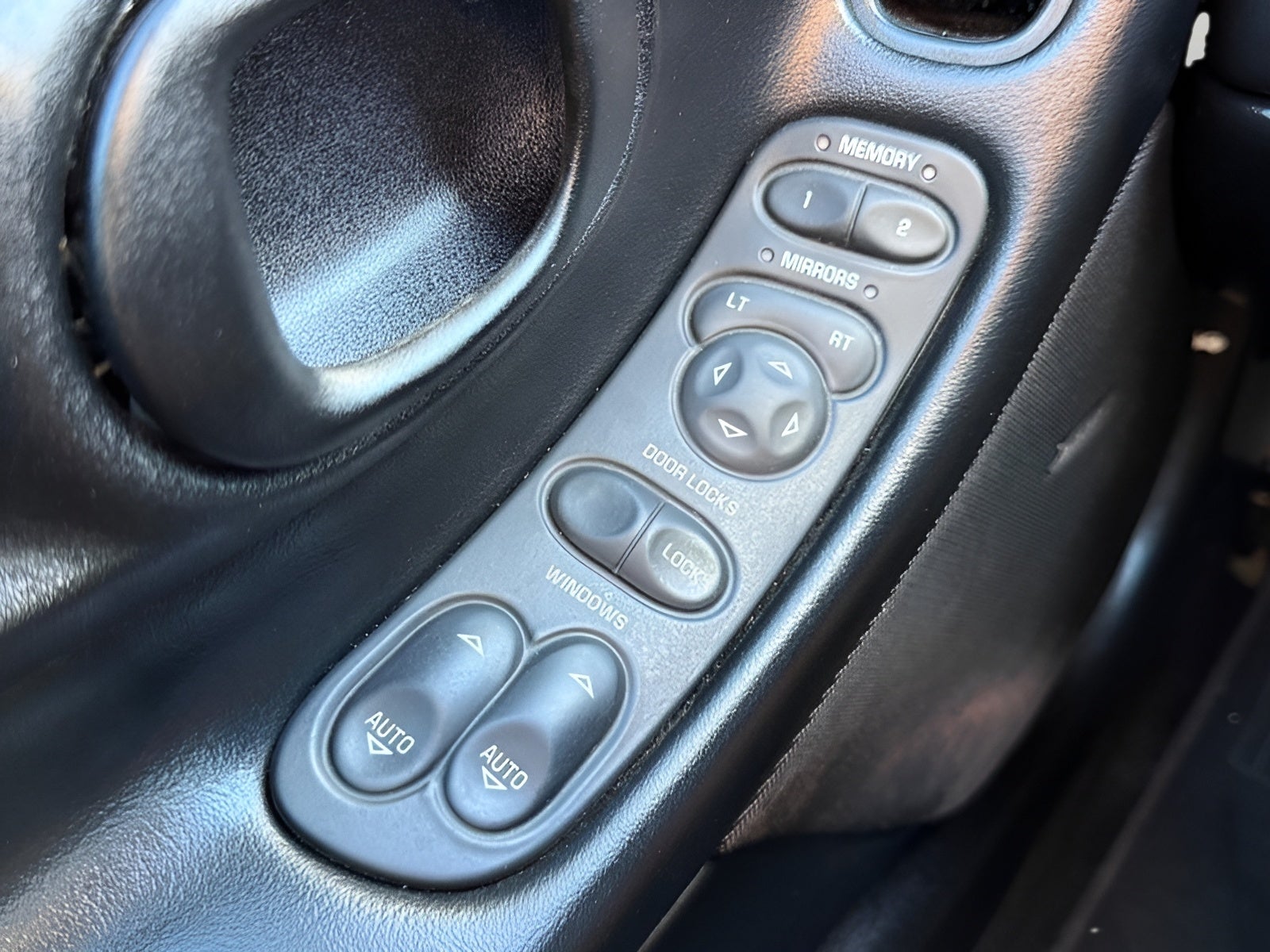 2004 Chevrolet Corvette 2dr Cpe