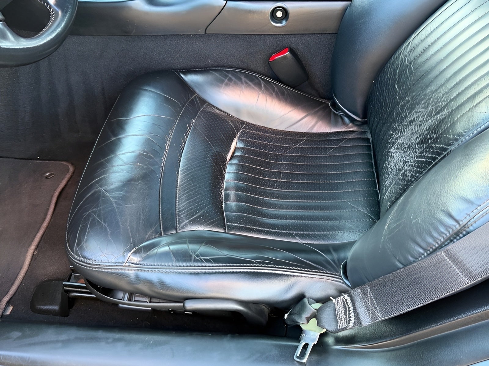 2004 Chevrolet Corvette 2dr Cpe