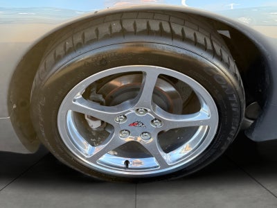 2004 Chevrolet Corvette 2dr Cpe