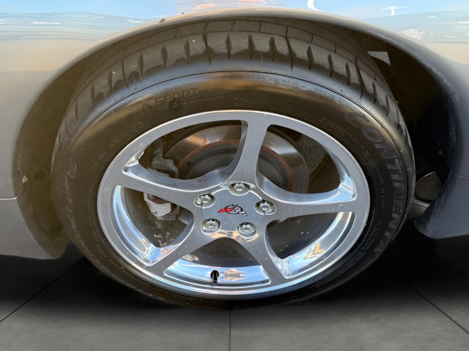 2004 Chevrolet Corvette 2dr Cpe