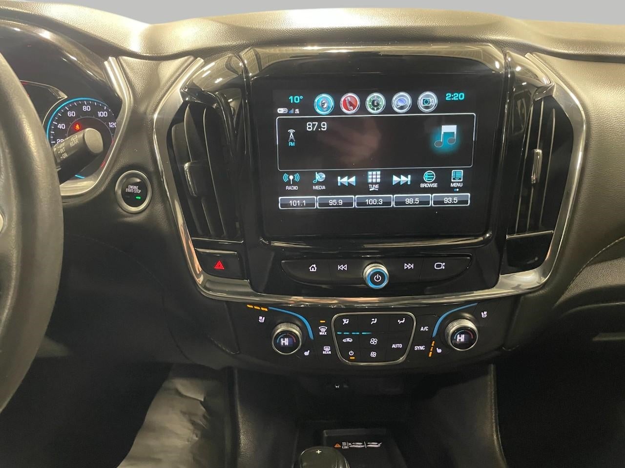 2018 Chevrolet Traverse AWD 4dr Premier w/1LZ