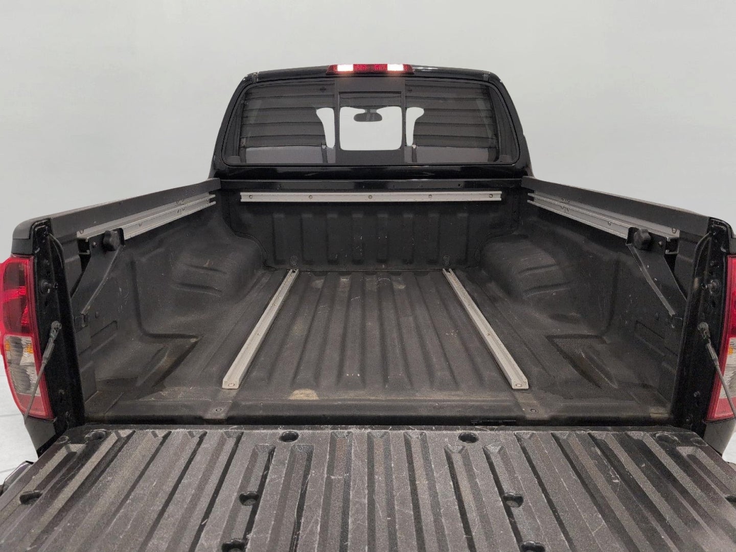 2021 Nissan Frontier Crew Cab 4x4 SV Auto