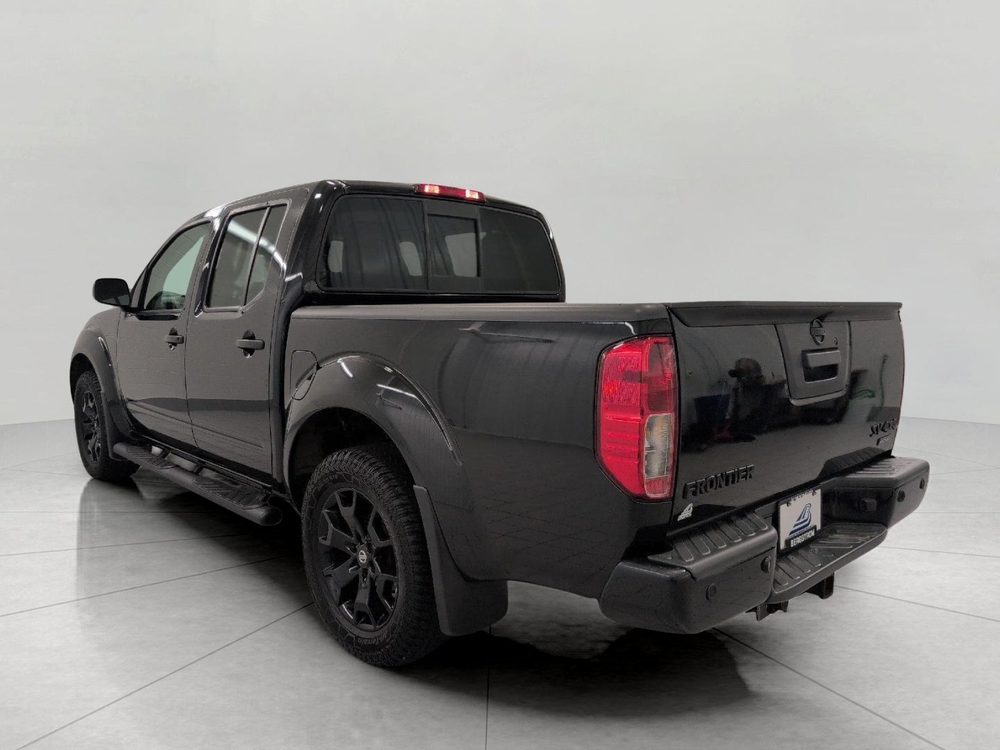2021 Nissan Frontier Crew Cab 4x4 SV Auto