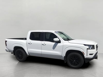 2022 Nissan Frontier Crew Cab 4x4 SV Auto