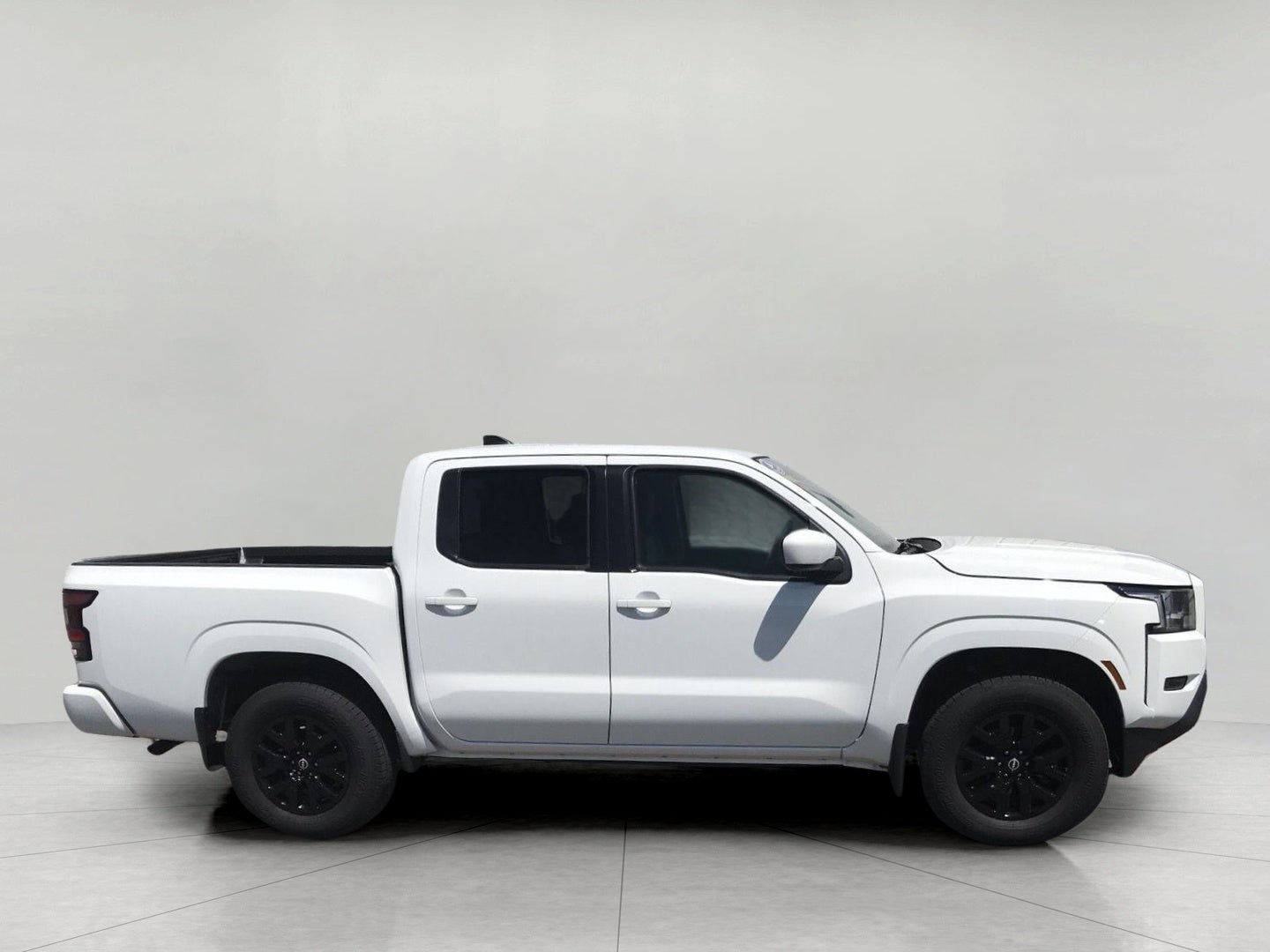 2022 Nissan Frontier Crew Cab 4x4 SV Auto