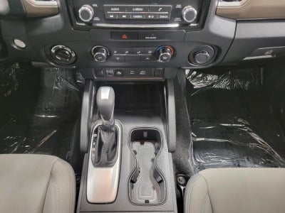 2022 Nissan Frontier Crew Cab 4x4 SV Auto