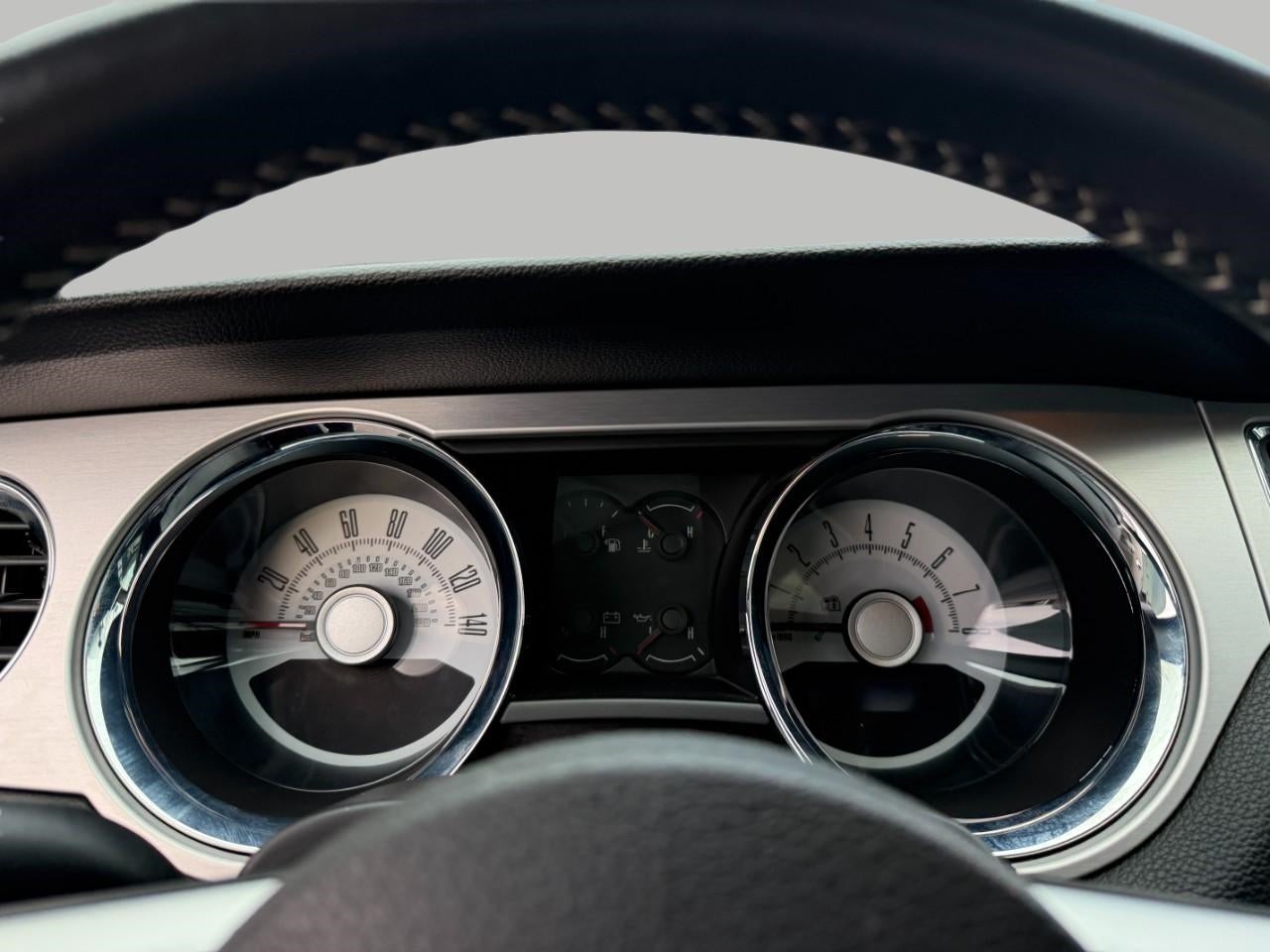 2010 Ford Mustang 2dr Cpe GT Premium