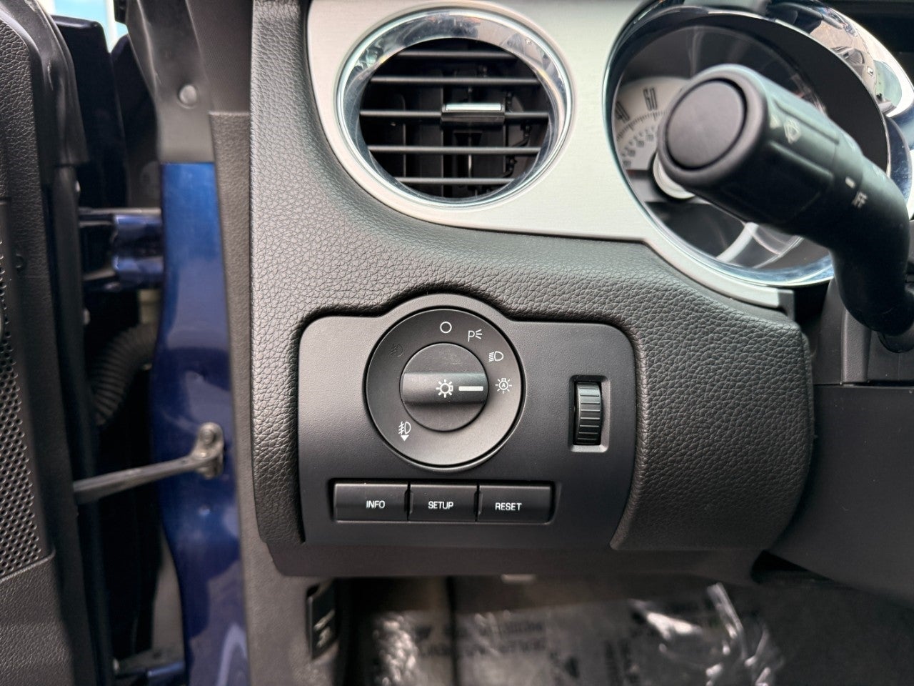 2010 Ford Mustang 2dr Cpe GT Premium