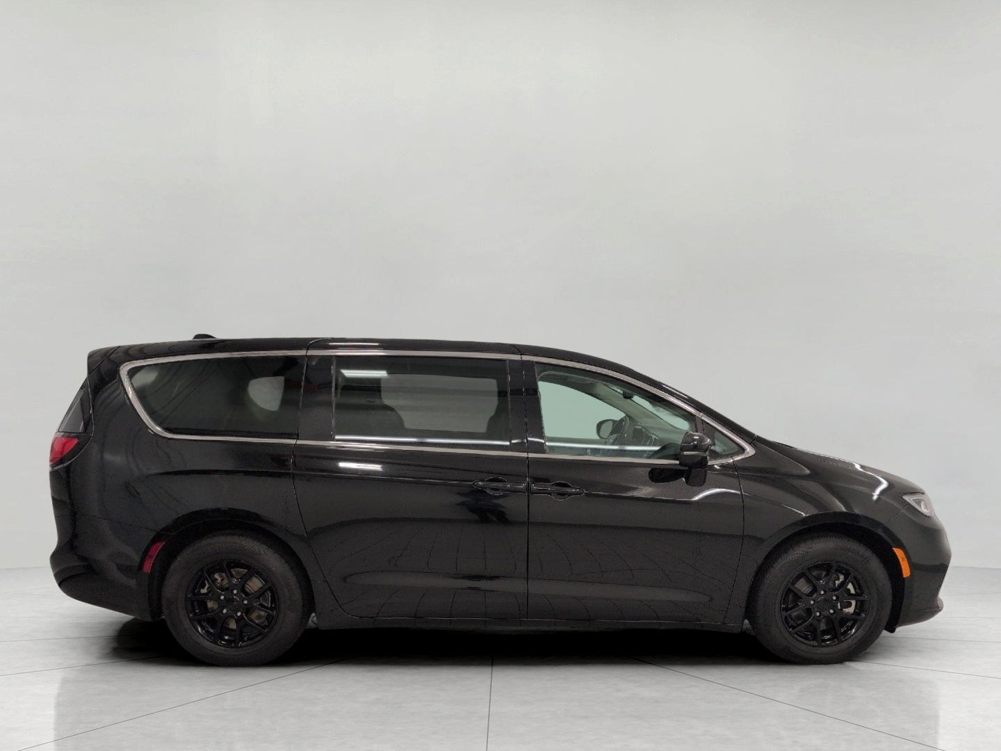2024 Chrysler Pacifica Touring L FWD