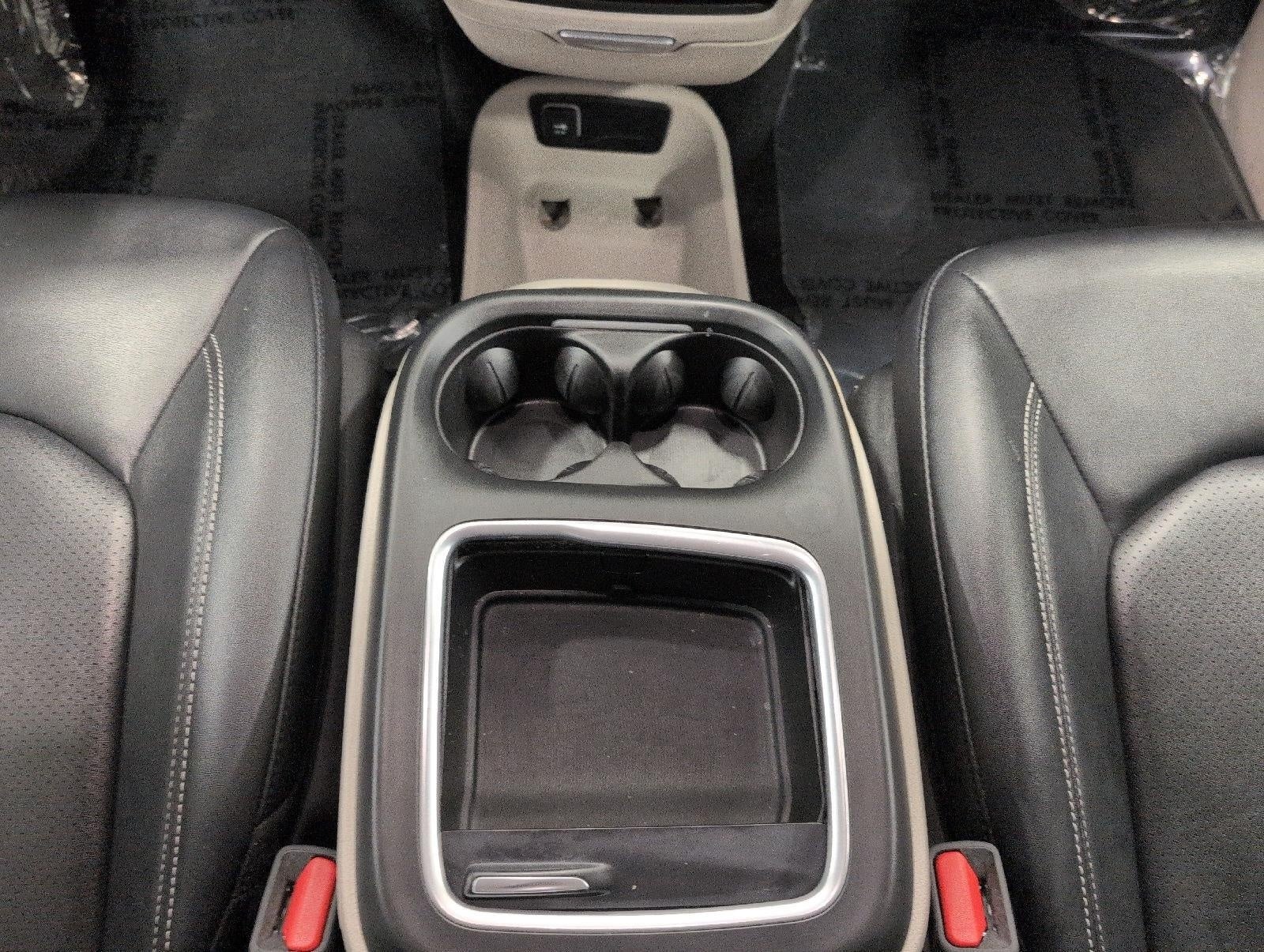 2024 Chrysler Pacifica Touring L FWD