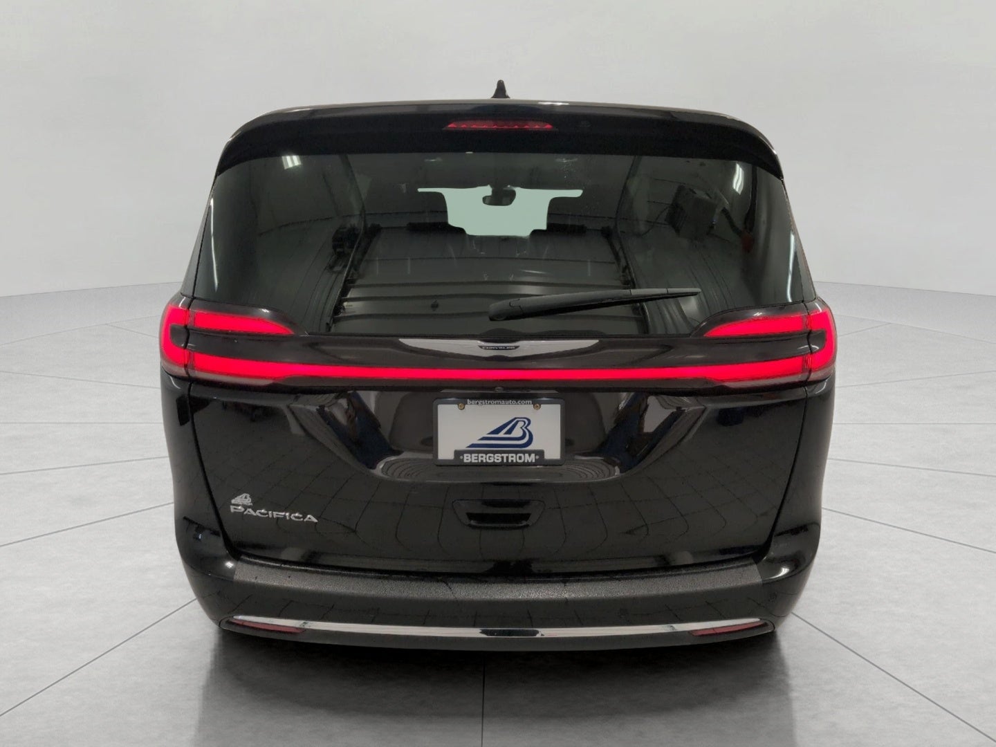2024 Chrysler Pacifica Touring L FWD