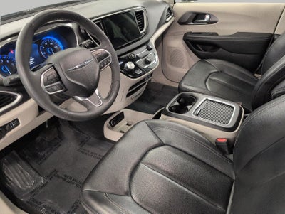 2024 Chrysler Pacifica Touring L FWD