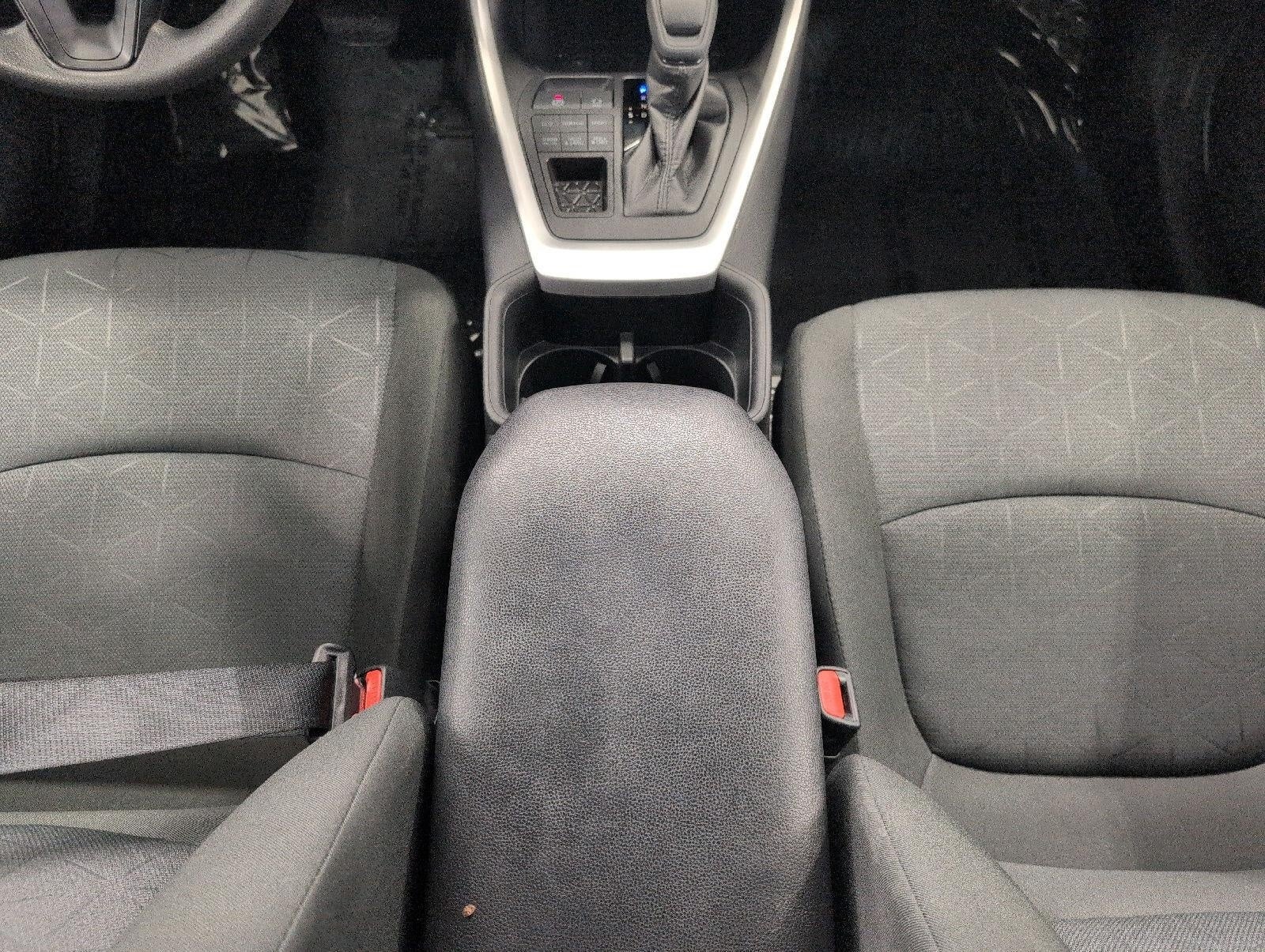 2025 Toyota RAV4 XLE AWD