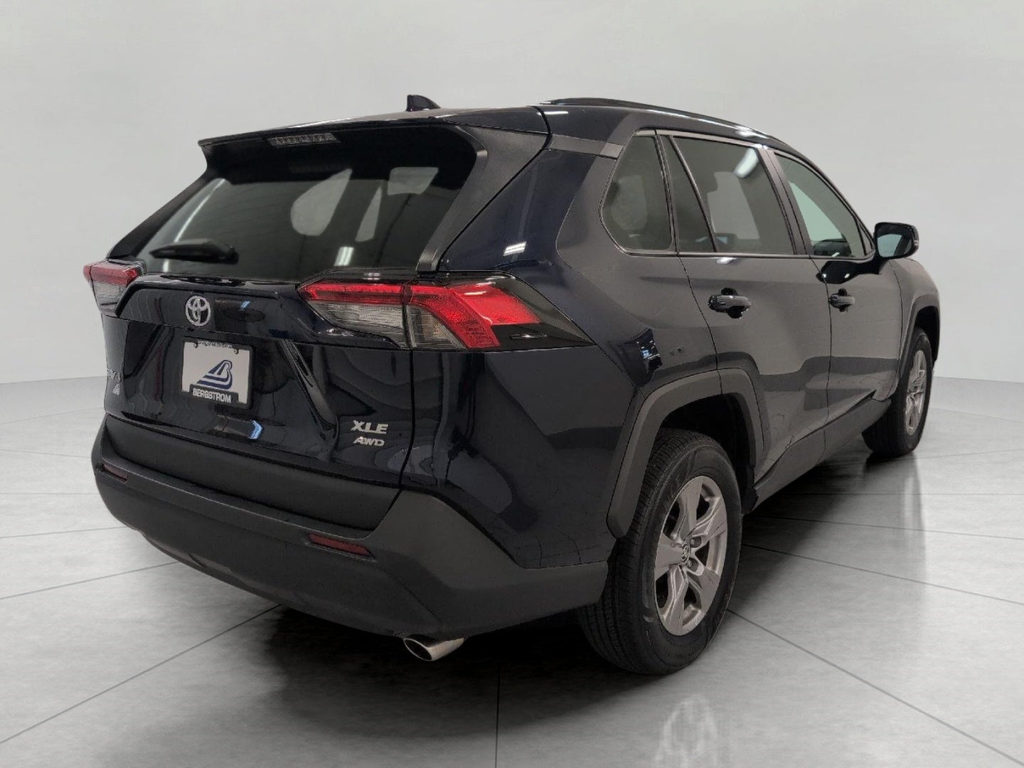 2025 Toyota RAV4 XLE AWD