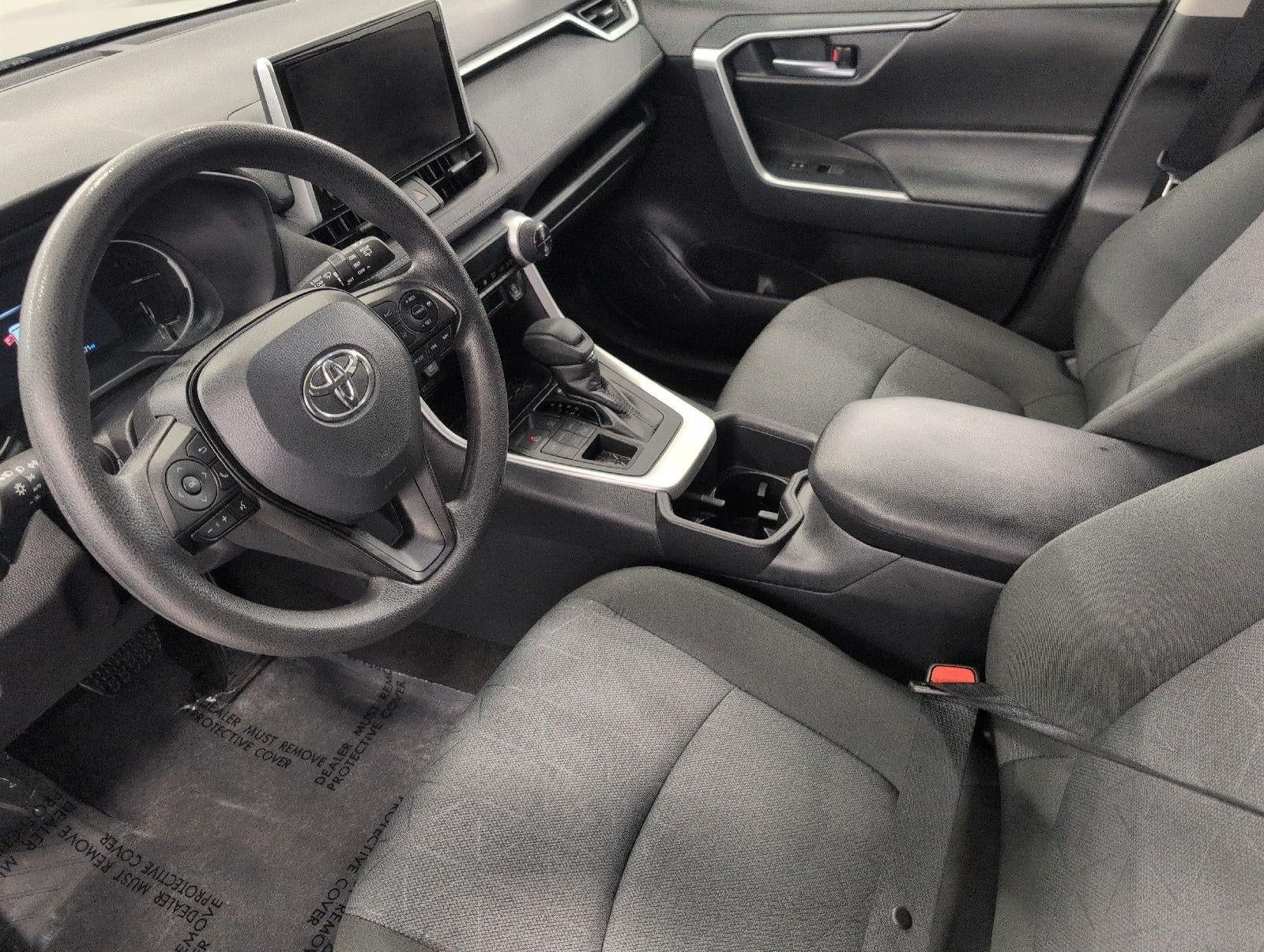 2025 Toyota RAV4 XLE AWD