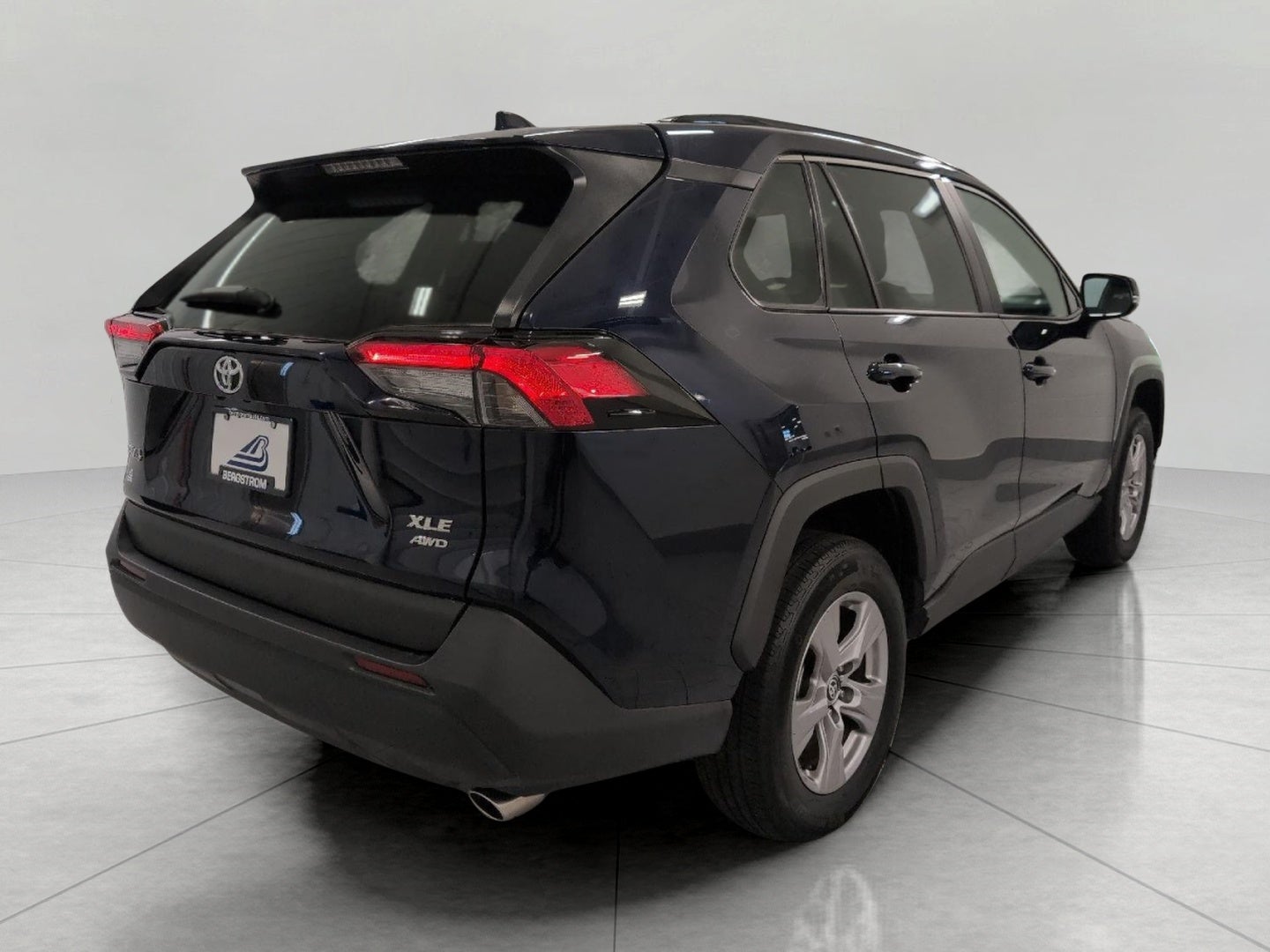 2025 Toyota RAV4 XLE AWD