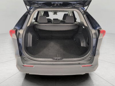 2025 Toyota RAV4 XLE AWD