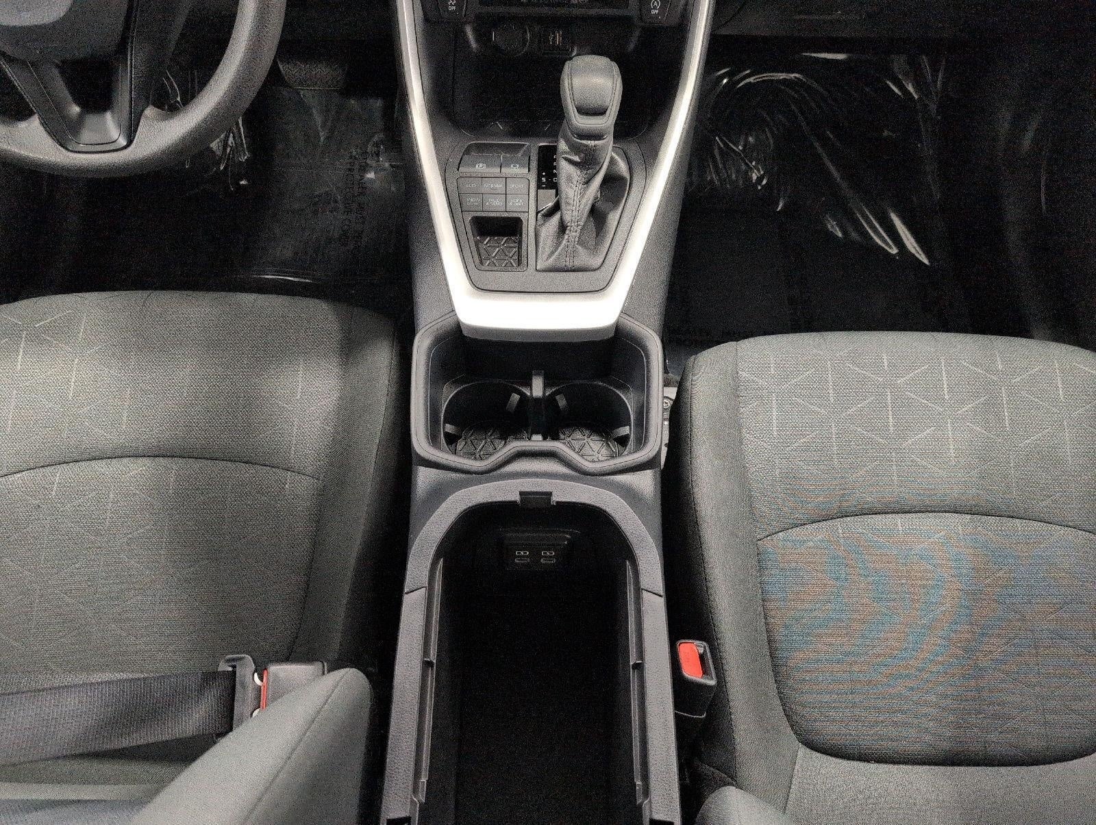2025 Toyota RAV4 XLE AWD
