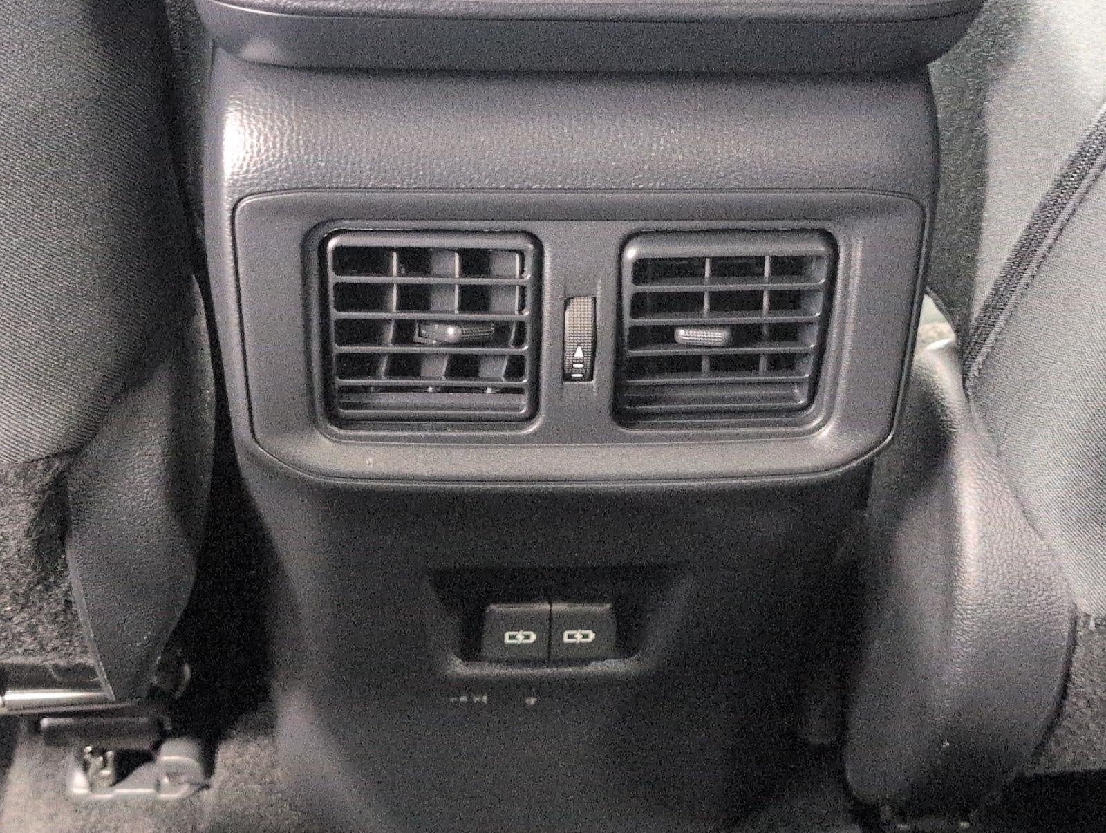 2025 Toyota RAV4 XLE AWD