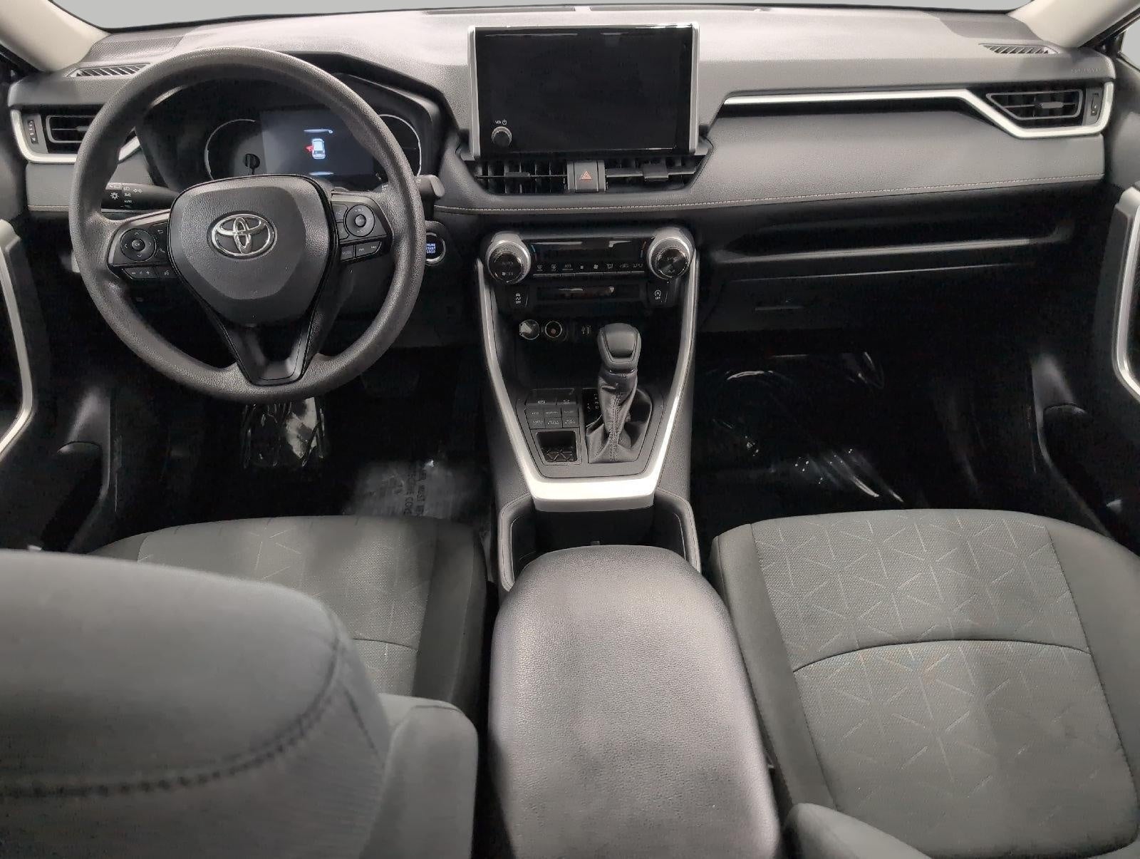 2025 Toyota RAV4 XLE AWD