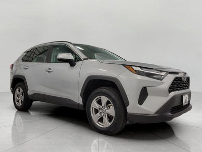 2025 Toyota RAV4 XLE AWD