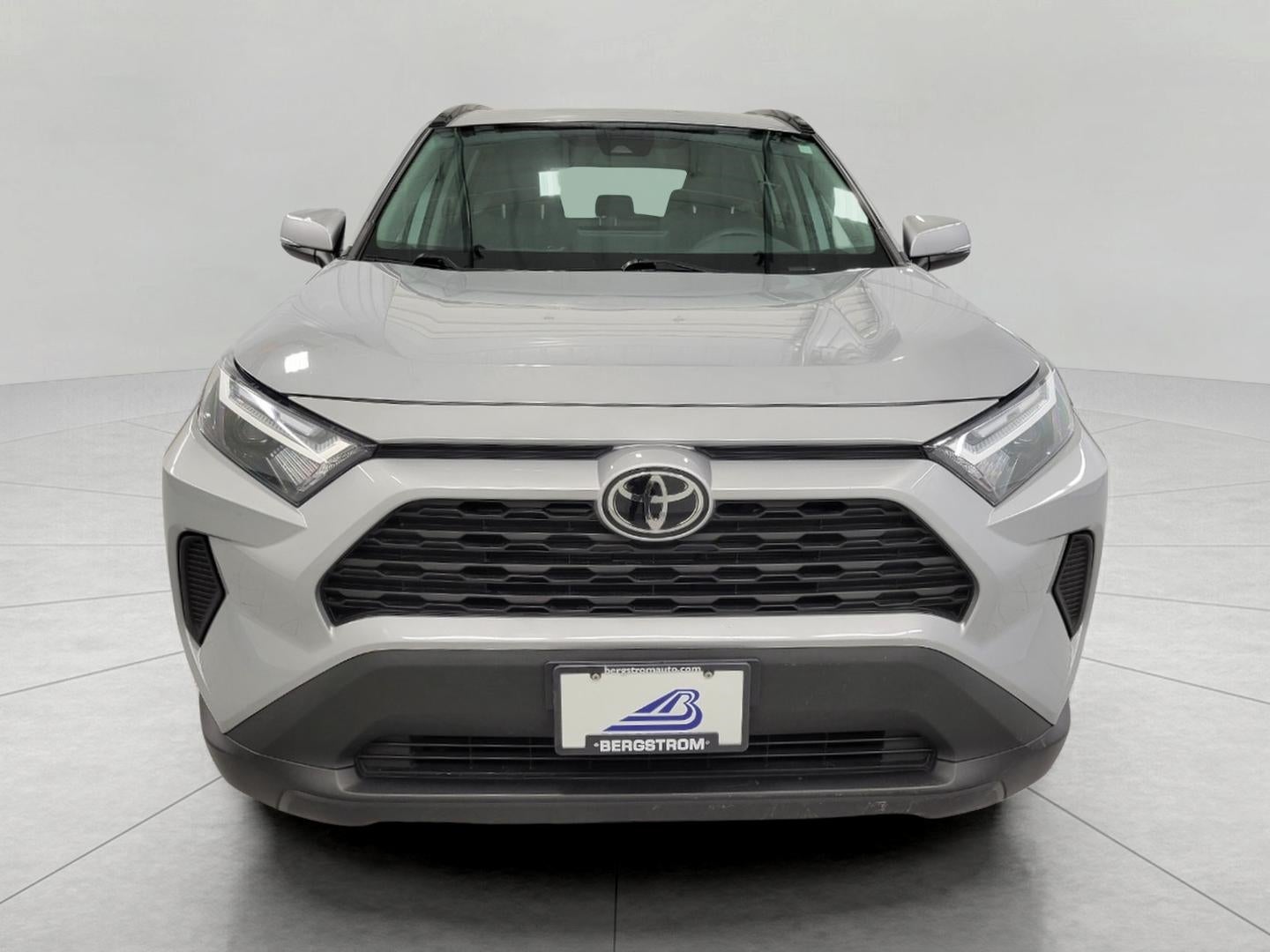 2025 Toyota RAV4 XLE AWD