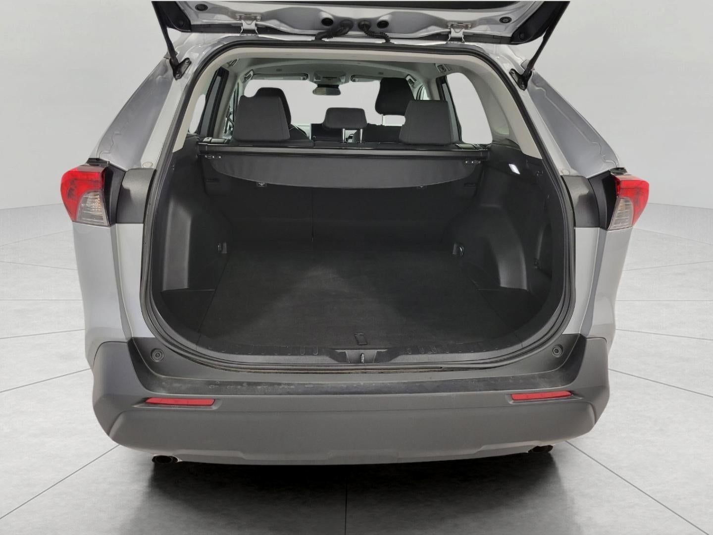 2025 Toyota RAV4 XLE AWD