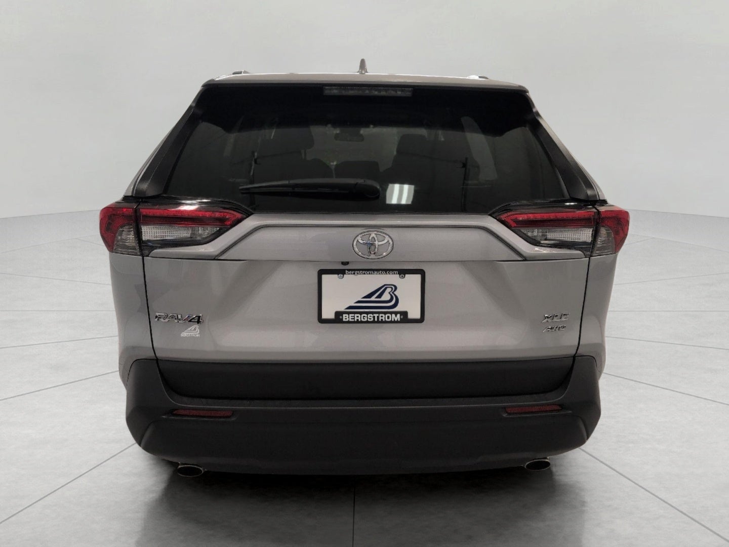 2025 Toyota RAV4 XLE AWD