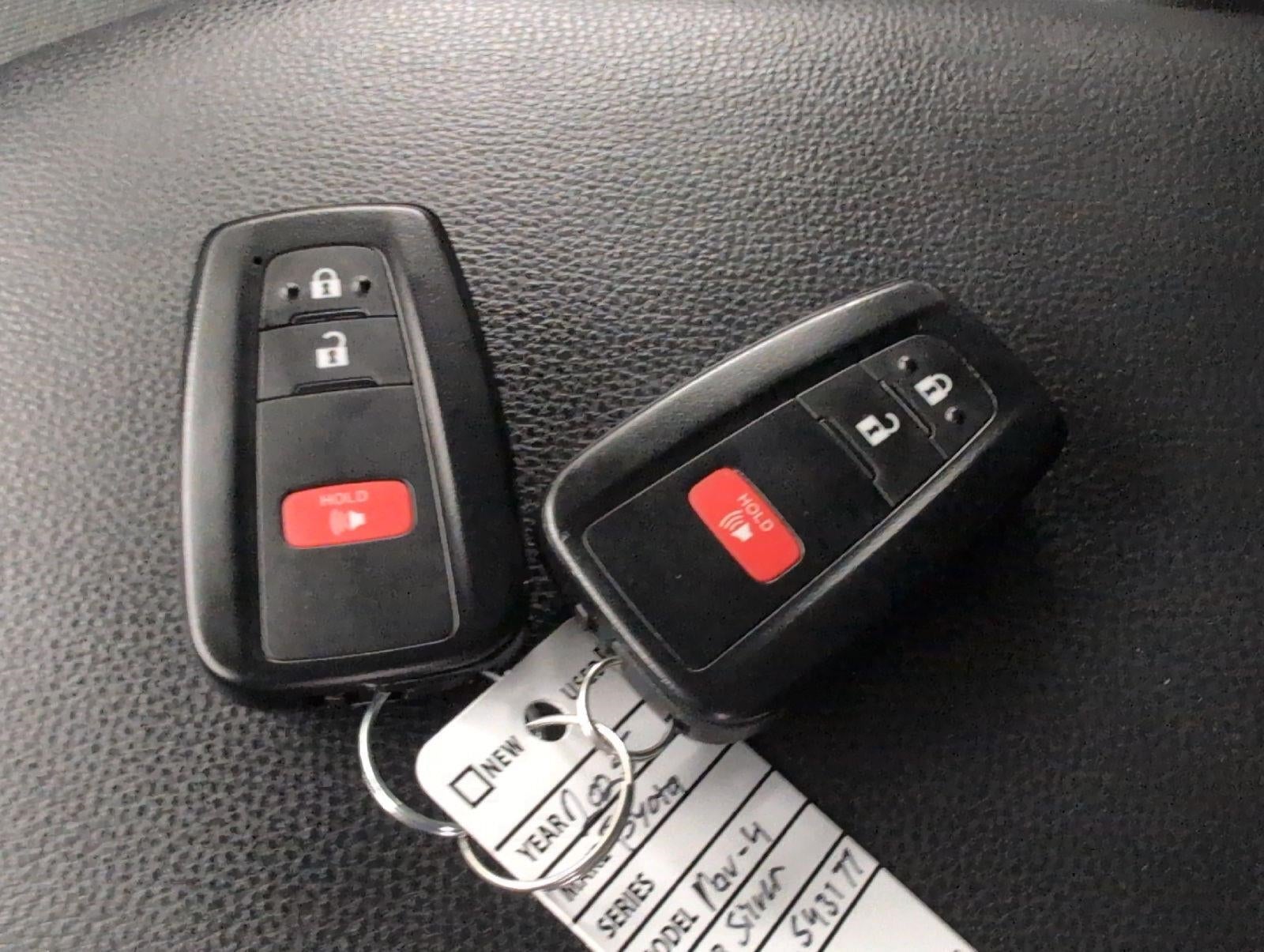2025 Toyota RAV4 XLE AWD