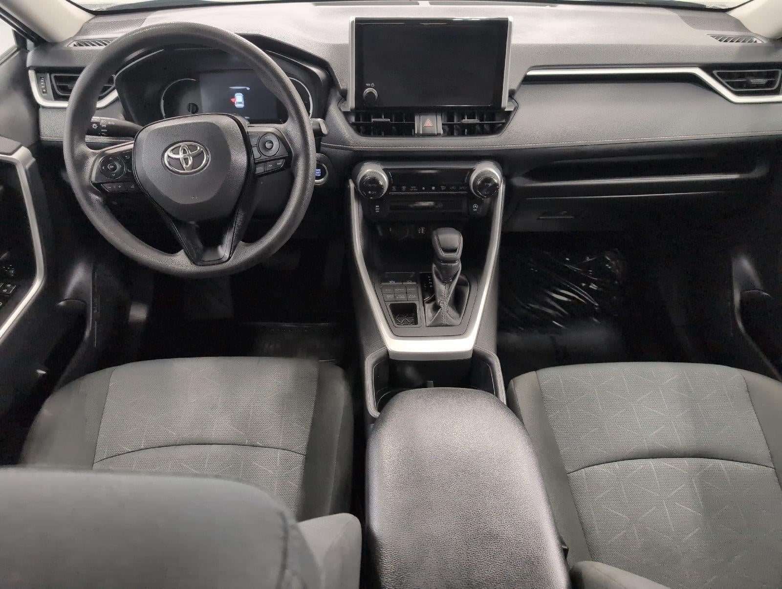 2025 Toyota RAV4 XLE AWD