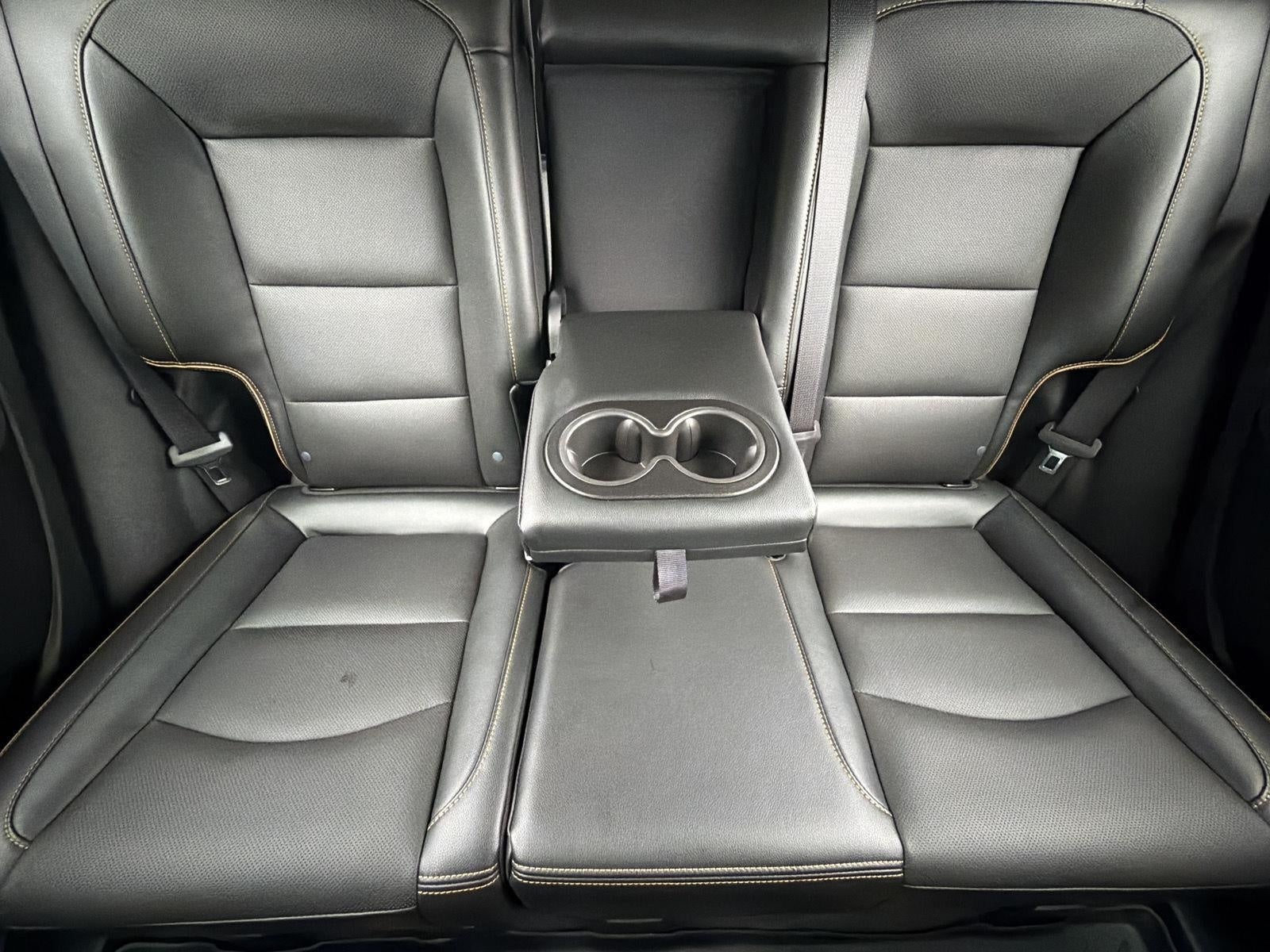 2023 GMC Terrain AWD 4dr AT4