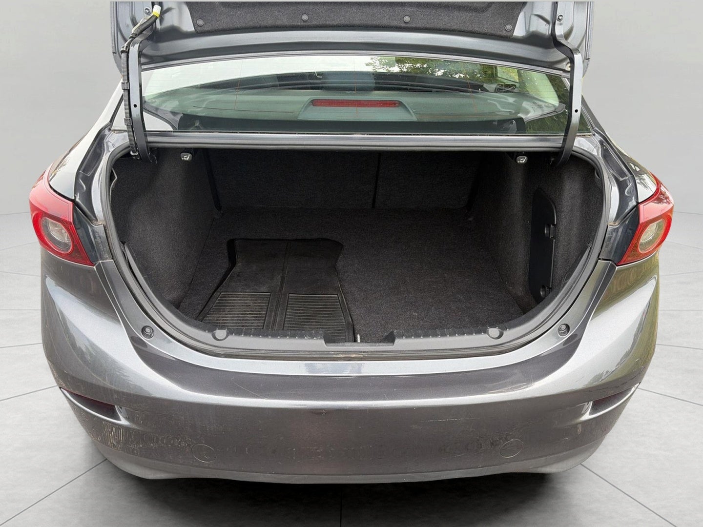 2015 Mazda Mazda3 4dr Sdn Auto i Sport